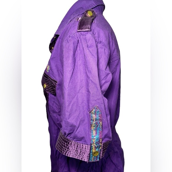 COOGI Y2K Purple Button Down Shirt with Notched Collar and Cuffed Sleeves - Picture 3 of 13